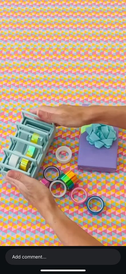 Держатель скотча с подачей