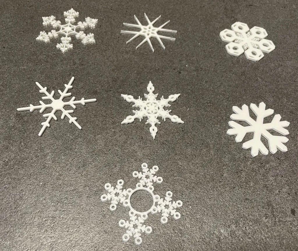 Снежинки для Рождества и Зимы - Коллекция из 16 снежинок (украшение для окон и подарков)