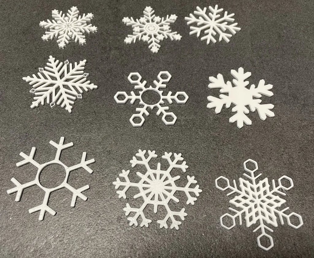 Снежинки для Рождества и Зимы - Коллекция из 16 снежинок (украшение для окон и подарков)