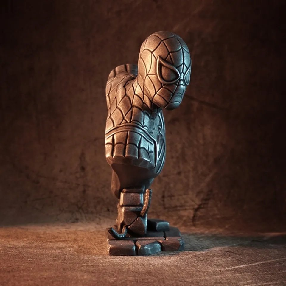 Бюст Человека-Паука