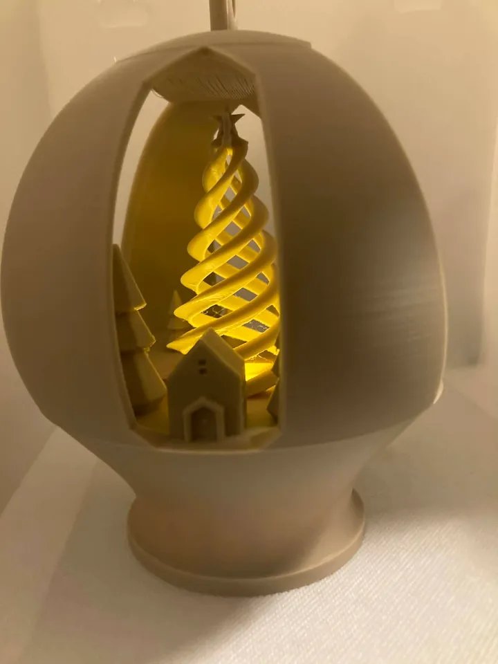 Спиральная ёлочная лампочка