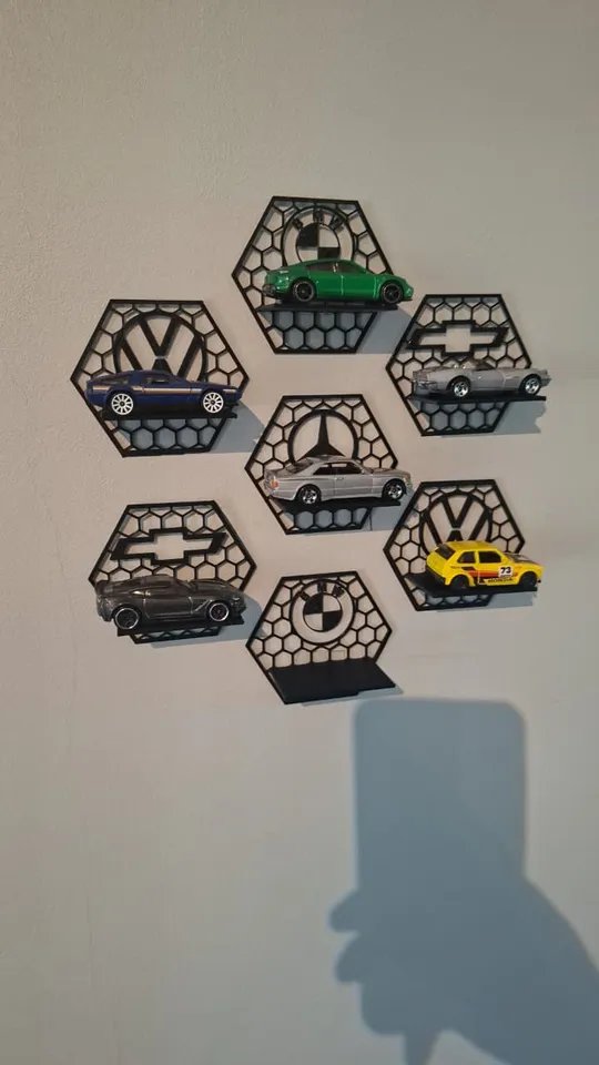 Подставка для моделей Hot Wheels и 1/64