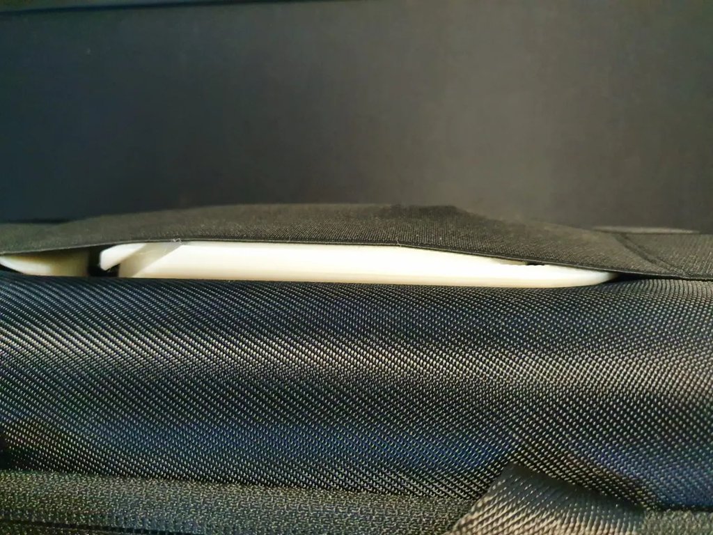 Вставка для чехла Steam Deck со подставкой (EU + MicroSD)