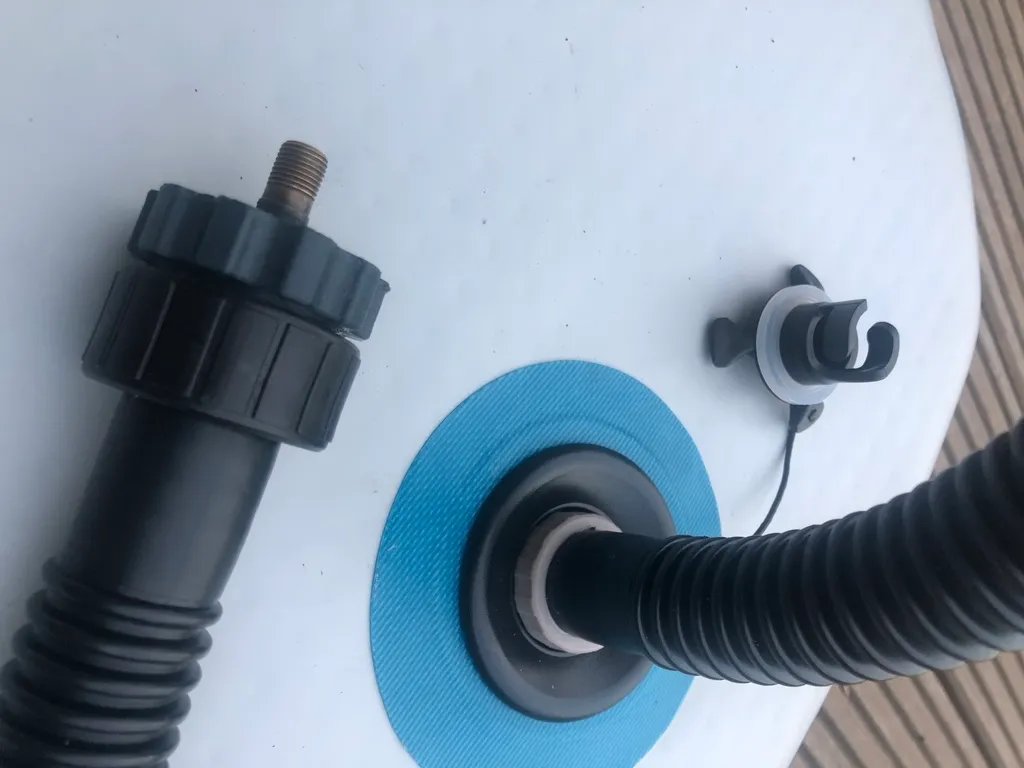 Адаптер для накачивания SUP-досок и надувных лодок от автомобильного вентиля