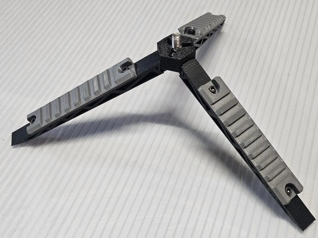 Штатив Tactipod