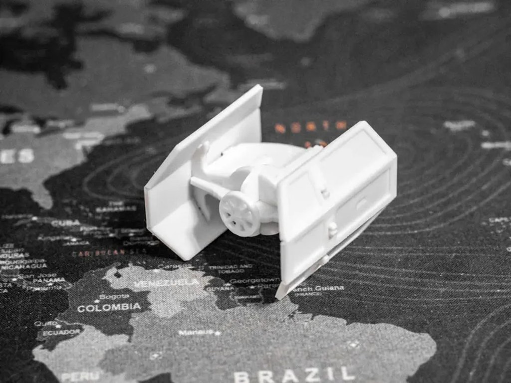 Набор для сборки TIE Advanced