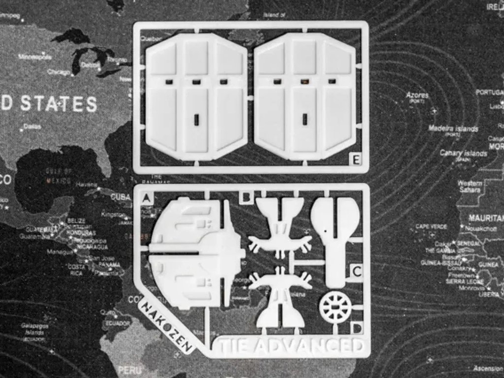 Набор для сборки TIE Advanced