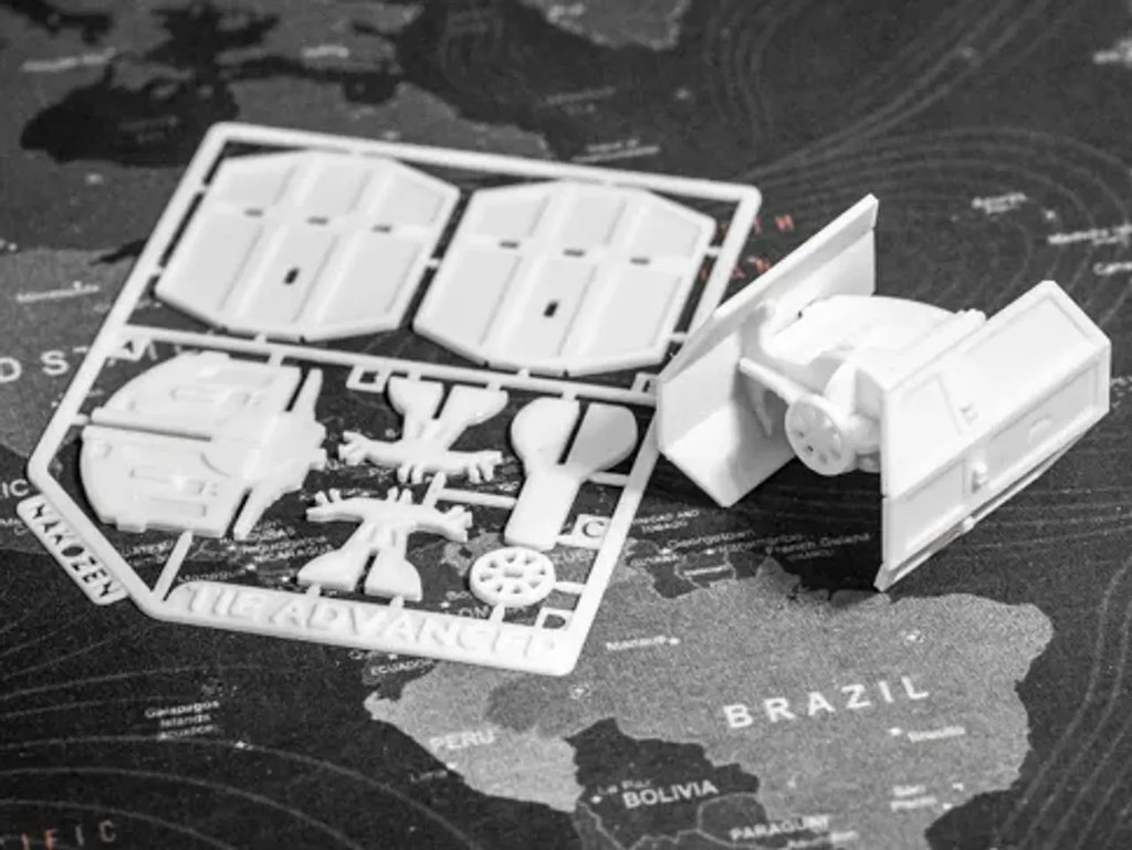 Набор для сборки TIE Advanced