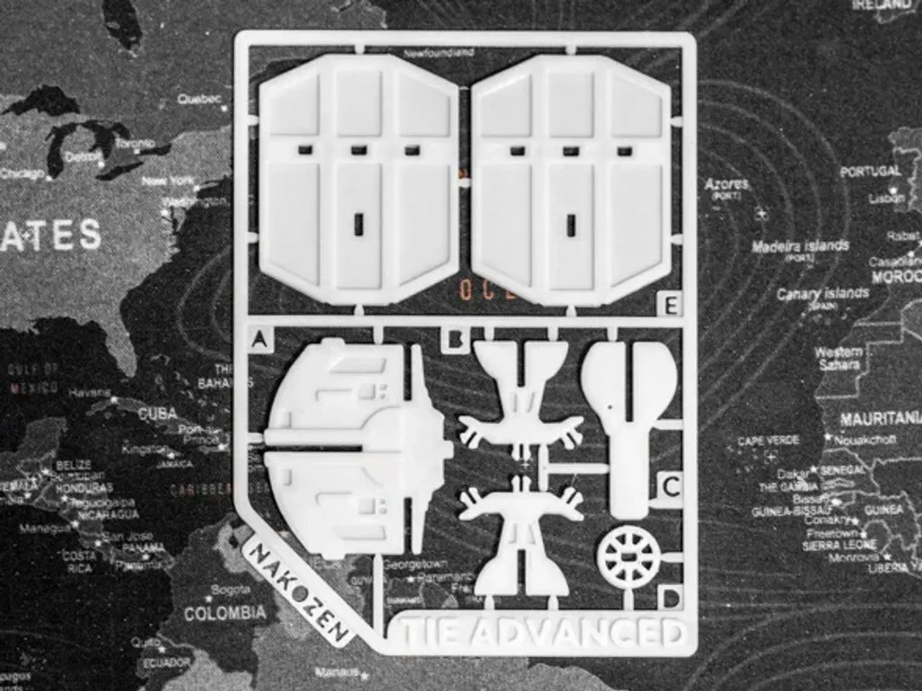 Набор для сборки TIE Advanced