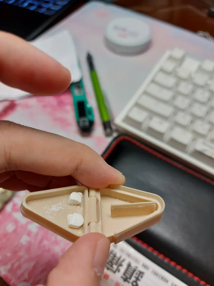 Миниатюрная таблетница