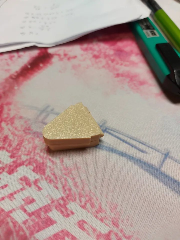 Миниатюрная таблетница