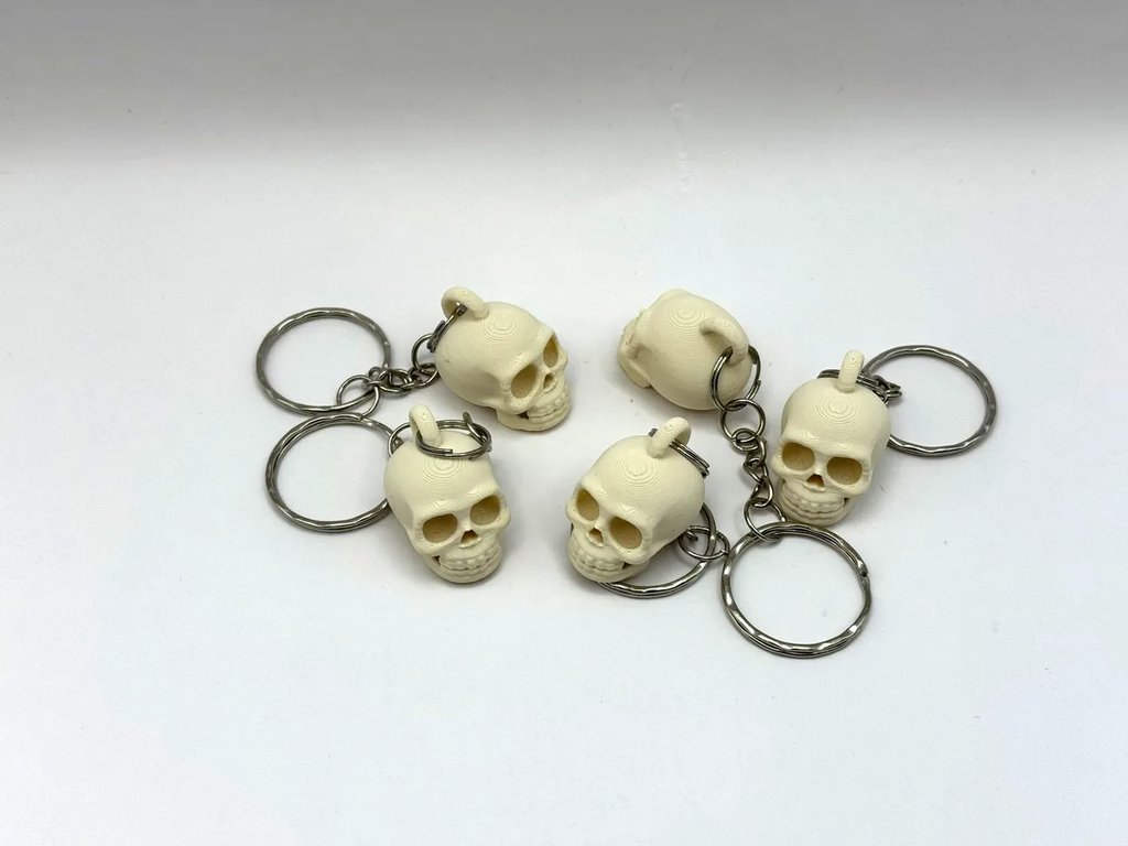 Брелок-череп Tiny Skull