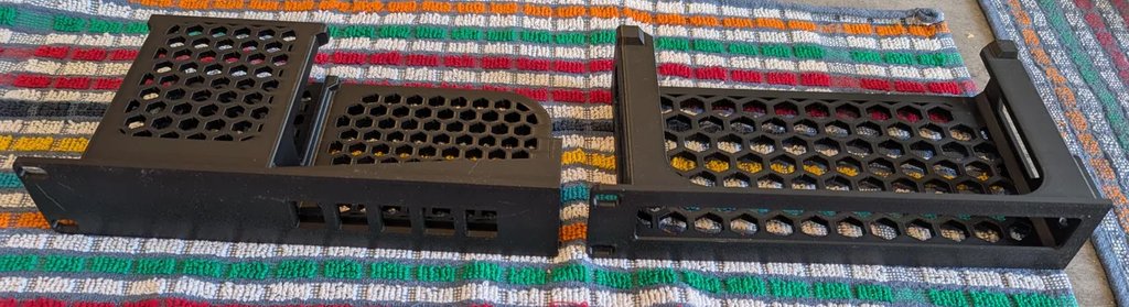 Модульный рэковый корпус для блока питания UCG-Fiber (19 дюймов)