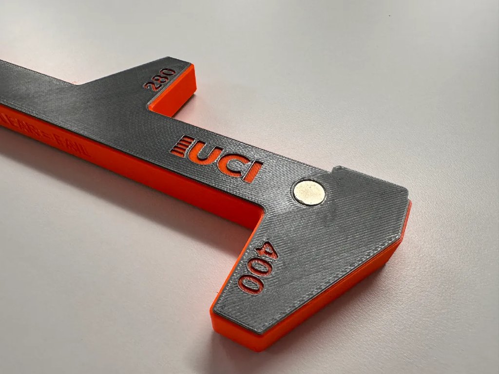 Инструмент для проверки минимальной ширины руля UCI