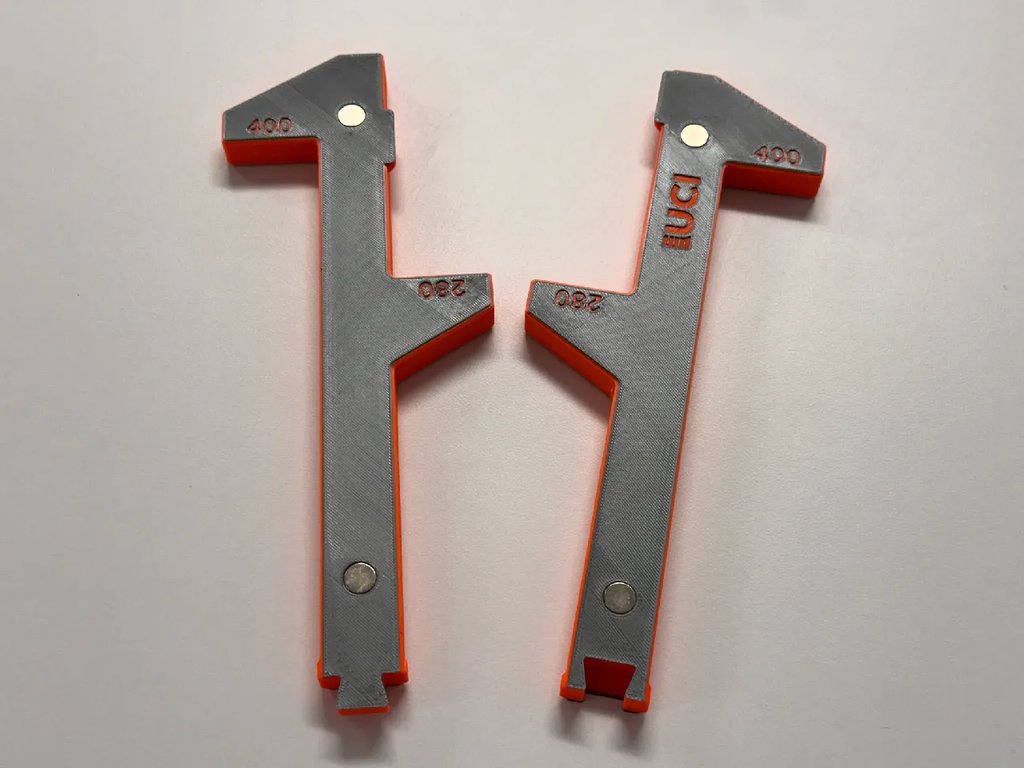 Инструмент для проверки минимальной ширины руля UCI