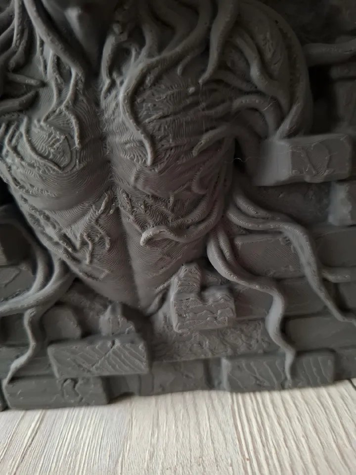 Векна (Очень странные дела) - Рельефная скульптура