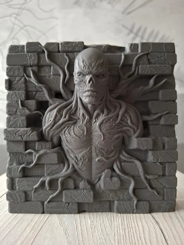 Векна (Очень странные дела) - Рельефная скульптура