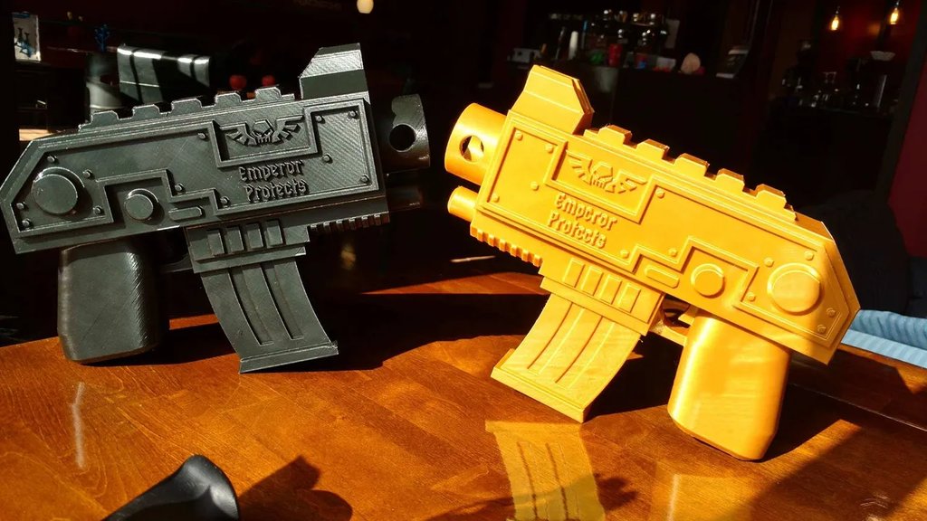 Болтер Warhammer 40k