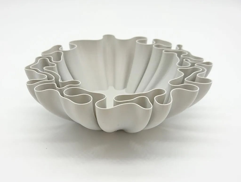 Волнистая чаша