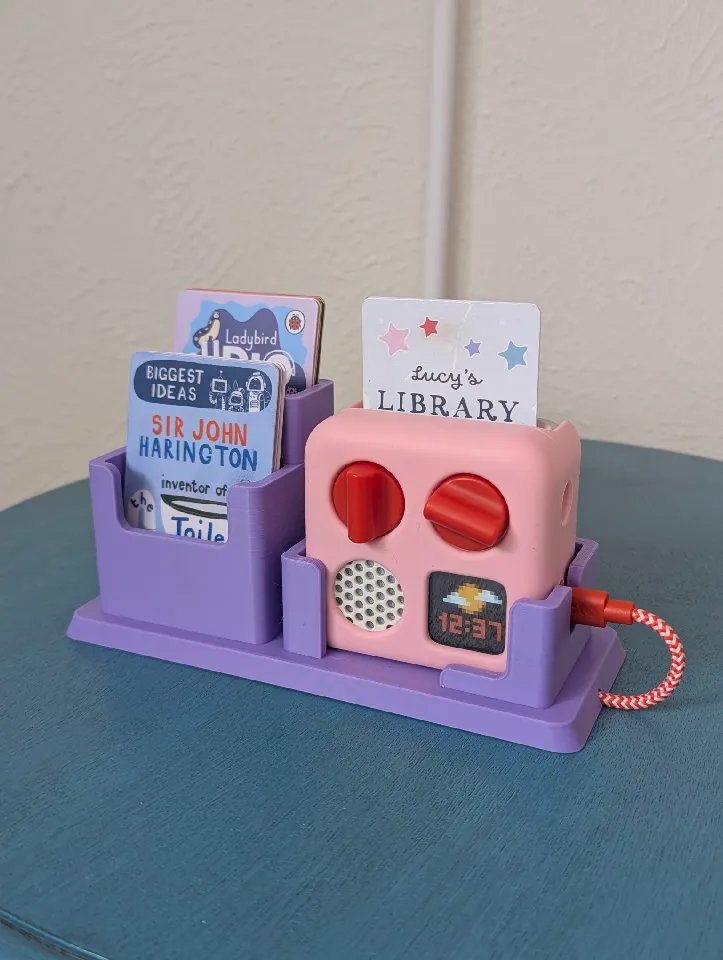 Док-станция и держатель карт для Yoto Mini 2024